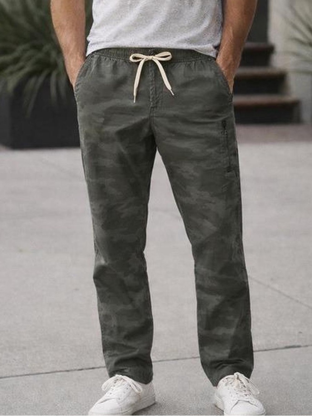 Vuori Olive Camo Ripstop Climber Outdoor Hiking Drawstring Pants. Size 32”.
